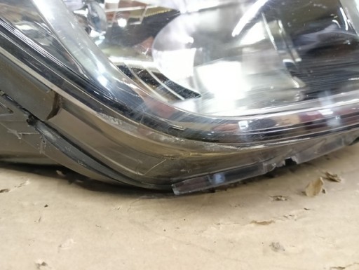 LAMPA FAR DESNA STRANA HYUNDAI I10 II 2 14-