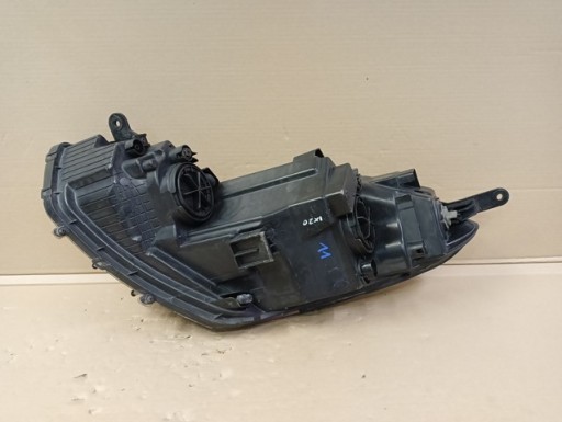 LAMPA FAR DESNA STRANA HYUNDAI IX20 IX-20 10-