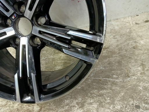 ALUMINIJSKA FELGA BMW III 3 G20 G21 M-PAKET 18X8.5J ET40 5X112 ALUMINIJSKA FELGA BMW III 3 G20 G21 M-PAKET 18X8.5J ET40 5X112