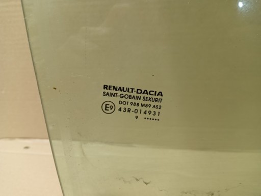 STAKLO VRATA DESNA STRANA PREDNJA DACIA DOKKER