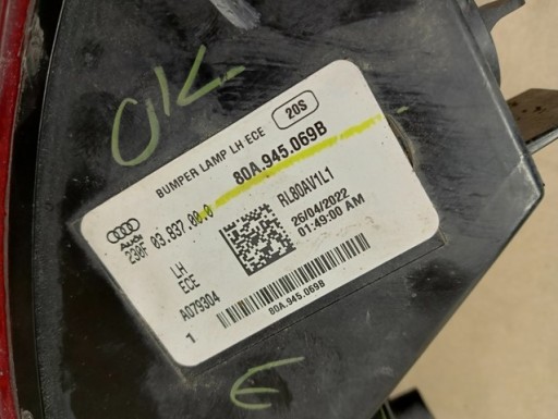 LAMPA FAR LIJEVA STRANA ZADNJA  ZADNJI AUDI Q5 II 2 80A 17-