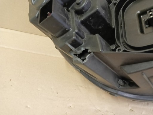 LAMPA FAR LIJEVA STRANA FULL LED VOLVO V40 II 2 REDIZAJN 16-