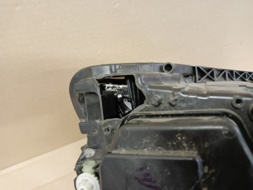 LAMPA FAR LIJEVA STRANA FULL LED AUDI Q5 II 2 80A REDIZAJN 20-