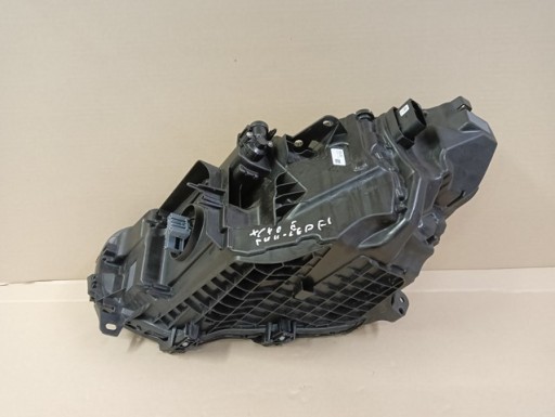 LAMPA FAR DESNA STRANA FULL LED VOLVO XC40 XC-40 II 2 REDIZAJN 22- LAMPA FAR DESNA STRANA FULL LED VOLVO XC40 XC-40 II 2 REDIZAJN 22-