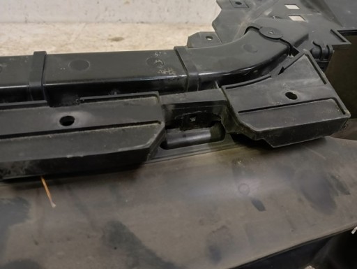 VEZNI LIM PREDNJA STRANA POJAČANJE VOLVO V40 12-19R