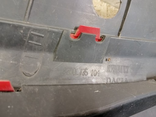MASKA GRIL DACIA SANDERO I 1 09-
