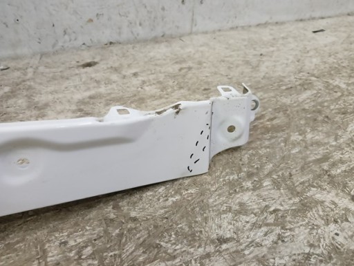 BLATOBRAN DESNA STRANA PREDNJA TOYOTA YARIS CROSS 20-