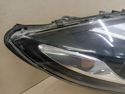 LAMPA FAR DESNA STRANA LEČA RENAULT MEGANE III 3 REDIZAJN 14-