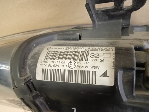 LAMPA FAR DESNA STRANA LEČA RENAULT MEGANE III 3 REDIZAJN 14-