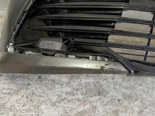 BRANIK PREDNJA STRANA TOYOTA CAMRY VIII 8 REDIZAJN 21-