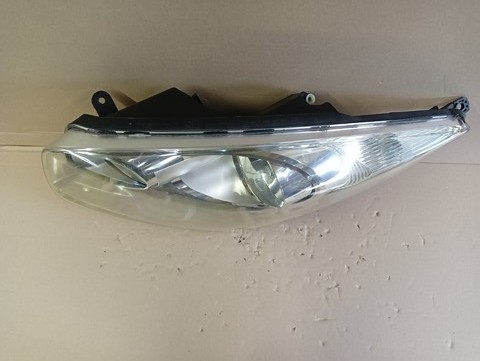 LAMPA FAR LIJEVA STRANA KIA VENGA 09-
