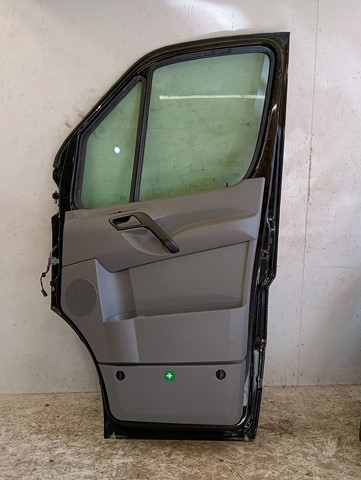 VRATA DESNA  PREDNJA STRANA MERCEDES W906 A906 906 SPRINTER 06-