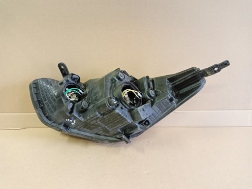 LAMPA FAR DESNA STRANA HYUNDAI I20 I 1 REDIZAJN 12-15R