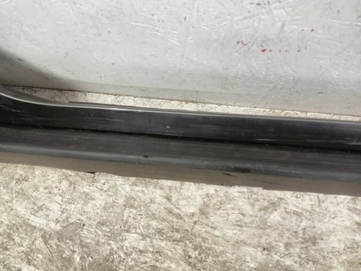 LAJSNA PRAGA DESNA STRANA PRAG FORD MUSTANG VI 6 15-