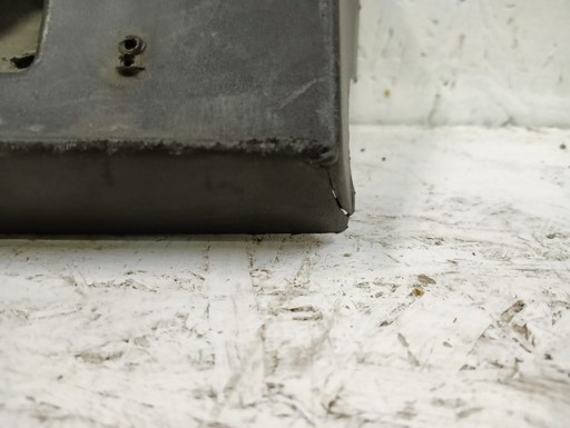 OBLOGA TABLICE REGISTRACIJE MASERATI LEVANTE 15-