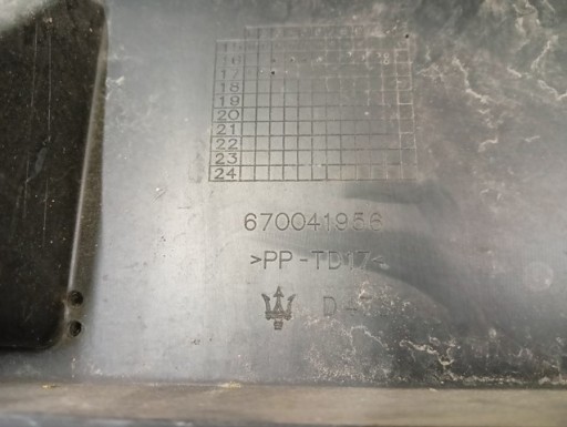 OBLOGA TABLICE REGISTRACIJE MASERATI LEVANTE 15-