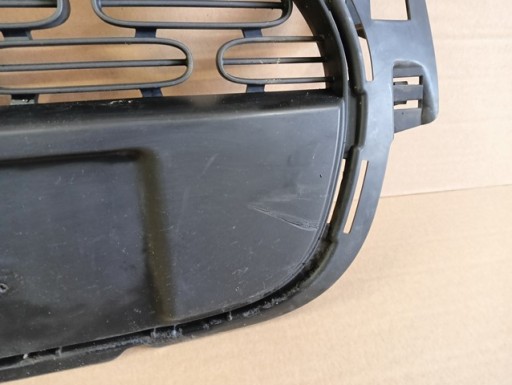 MREŽICA BRANIKA PREDNJA STRANA SREDNJA CITROEN C3 III 3 REDIZAJN 20-