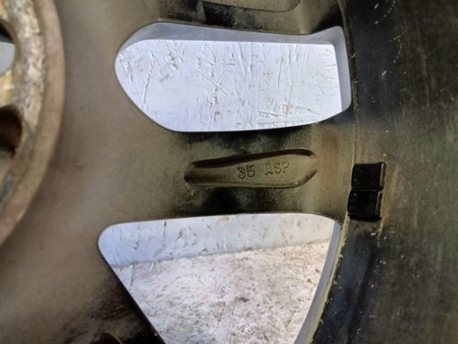 ALUMINIJSKA FELGA LEXUS NX 18X7,5 ET35 5X114,3