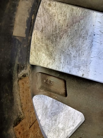 ALUMINIJSKA FELGA TOYOTA CHR CH-R RAV4 RAV-4 18X7,5 ET45 5X114,3