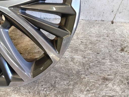 ALUMINIJSKA FELGA TOYOTA YARIS AURIS 17X6,5 ET 50 5X114.3