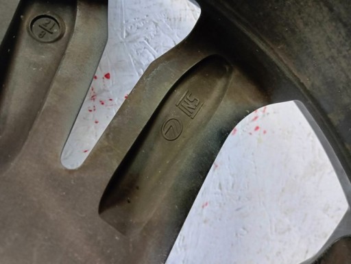 ALUMINIJSKA FELGA LEXUS RX GS IS 20X8,5 ET30 5X114,3