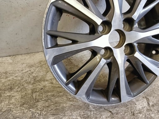 ALUMINIJSKA FELGA TOYOTA YARIS III 3 AYGO 15X5 ET39 5X100