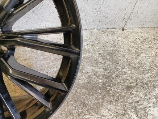 ALUMINIJSKA FELGA BMW III 3 G20 G21 M-PAKET 18X7,5 ET25 5X112 ALUMINIJSKA FELGA BMW III 3 G20 G21 M-PAKET 18X7,5 ET25 5X112