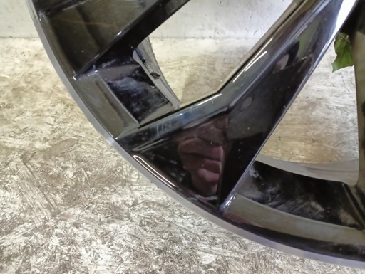 ALUMINIJSKA FELGA SKODA FABIA III 3 6V 16X7 ET46 5X100 ALUMINIJSKA FELGA SKODA FABIA III 3 6V 16X7 ET46 5X100