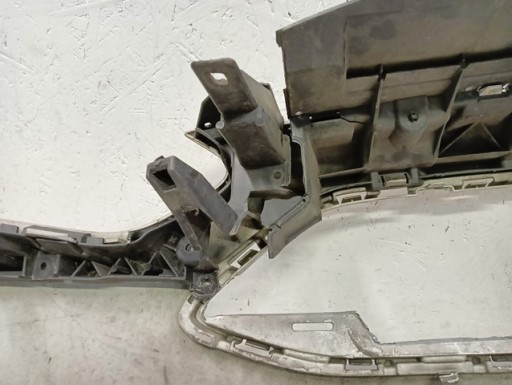 BRANIK PREDNJA STRANA FORD FOCUS MK3 REDIZAJN 14-
