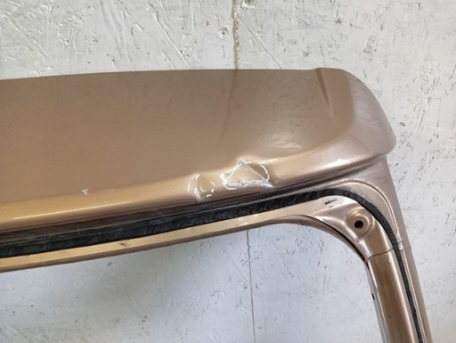 GEPEK ZADNJI POKLOPAC GEPEKA KIA VENGA 10-