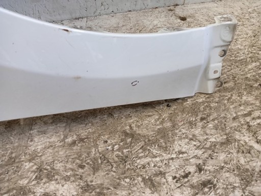 BLATOBRAN DESNA STRANA PREDNJA TOYOTA YARIS IV 4 20-