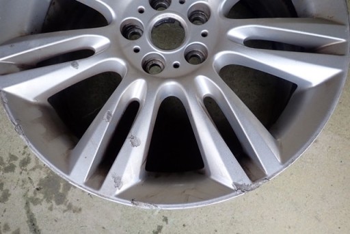 FELGA ALU JAGUAR XE 18X7,5J ET45 GX731007SA FELGA ALU JAGUAR XE 18X7,5J ET45 GX731007SA