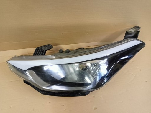 LAMPA FAR LIJEVA STRANA HYUNDAI I20 II 2 14-