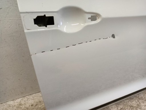 VRATA DESNA  PREDNJA STRANA CHRYSLER PACIFICA 17-