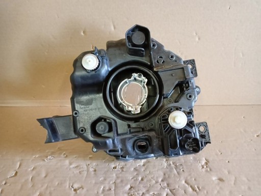 LAMPA FAR DESNA STRANA SUZUKI JIMNY IV 4 18- LAMPA FAR DESNA STRANA SUZUKI JIMNY IV 4 18-