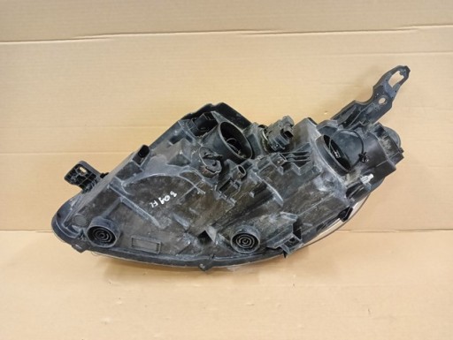 LAMPA FAR DESNA STRANA PEUGEOT 301 REDIZAJN 17- LAMPA FAR DESNA STRANA PEUGEOT 301 REDIZAJN 17-