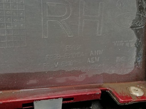 LAJSNA PRAGA DESNA STRANA PRAG FORD MUSTANG VI 6 15-