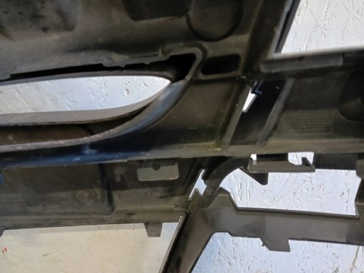 BRANIK PREDNJA STRANA RENAULT MEGANE III 3 COUPE 08-