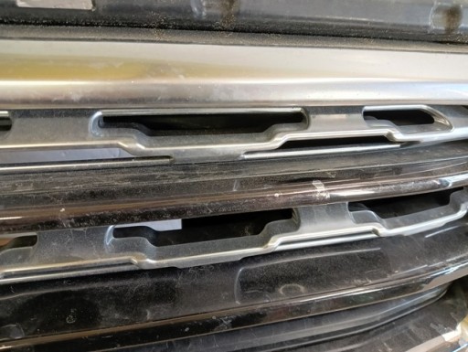 MASKA GRIL DODGE RAM 1500 LIMITED 19-