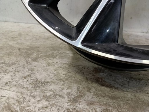 ALUMINIJSKA FELGA VOLVO V90 S90 20X8 ET49,5 5X108 ALUMINIJSKA FELGA VOLVO V90 S90 20X8 ET49,5 5X108