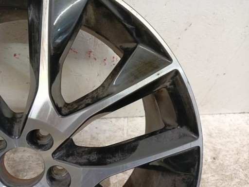 ALUMINIJSKA FELGA VOLVO V90 S90 20X8 ET49,5 5X108 ALUMINIJSKA FELGA VOLVO V90 S90 20X8 ET49,5 5X108