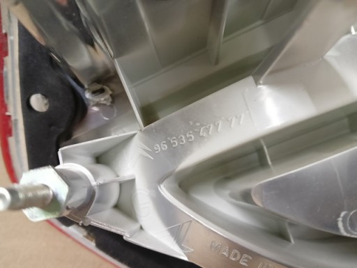 LAMPA FAR LIJEVA STRANA ZADNJA  ZADNJI CITROEN C4 PICASSO I 1 06-13R