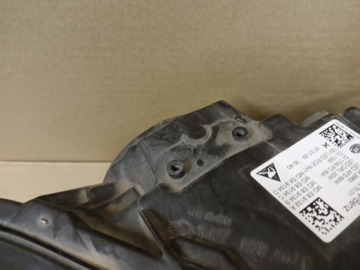 LAMPA FAR DESNA STRANA FULL LED MERCEDES W118 A118 118 CLA 19-
