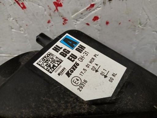 LAMPA FAR DESNA STRANA TOYOTA AYGO X LED 22-