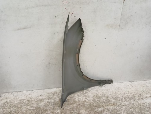 BLATOBRAN LIJEVA STRANA PREDNJA AUDI Q2 81A 16-