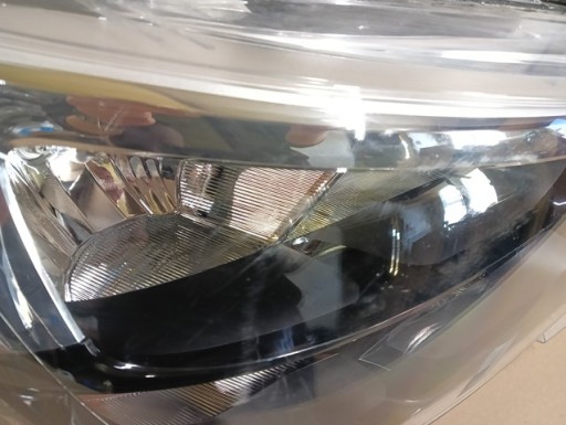 LAMPA FAR DESNA STRANA OPEL COMBO E 18-