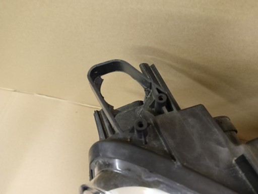 LAMPA FAR DESNA STRANA OPEL COMBO E 18-