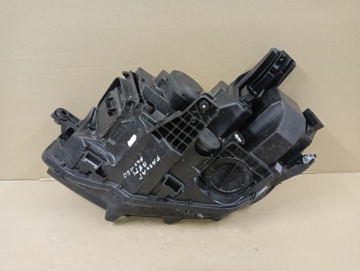 LAMPA FAR DESNA STRANA FULL LED VW PASSAT B8 3G REDIZAJN 19-