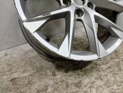 ALUMINIJSKA FELGA SEAT LEON III 3 5F0601025AA 18X7,5 ET51 5X112 ALUMINIJSKA FELGA SEAT LEON III 3 5F0601025AA 18X7,5 ET51 5X112