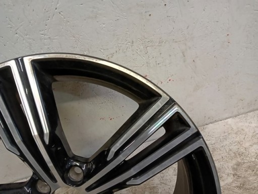 ALUMINIJSKA FELGA VOLVO V60 S60 32143049 19X8 ET42 5X108